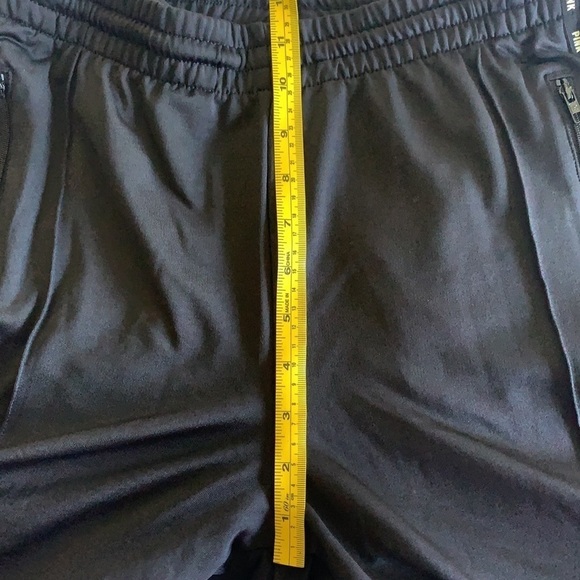 Vs pink pants size Large - Picture 6 of 7